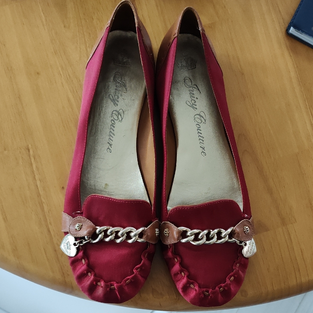 Juicy Couture Red and Tan Women's Flats